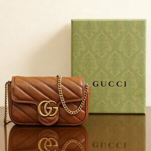 Gucci GG Marmont Super Mini Bag